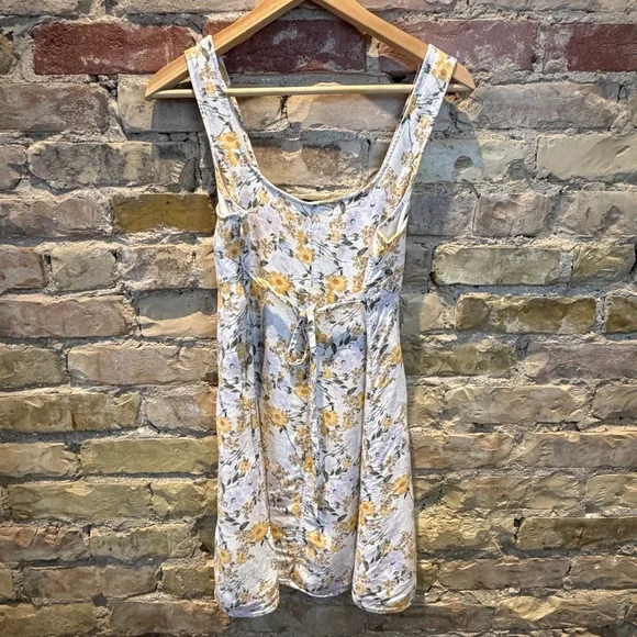 American Eagle Outfitters summer dress with Yellow Floral Print - Picture 3 of 3